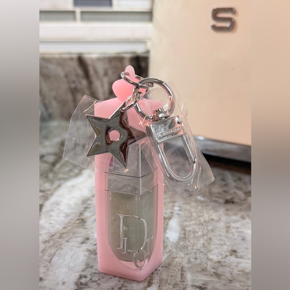 Dior Addict Lip Glow Oil Keychain. New in box. GWP - Picture 6 of 13